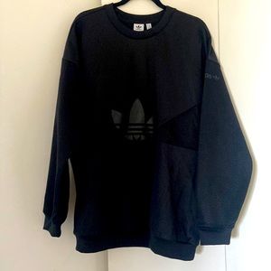 Adidas black Crew Neck with mesh sleeves and detail. Brand New without Tags